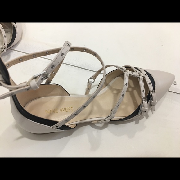 NEW Nine West Strappy Pointy Toe Leather Flats - Picture 4 of 6